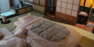 The Advantages and Disadvantages of Sleeping on a Japanese Futon